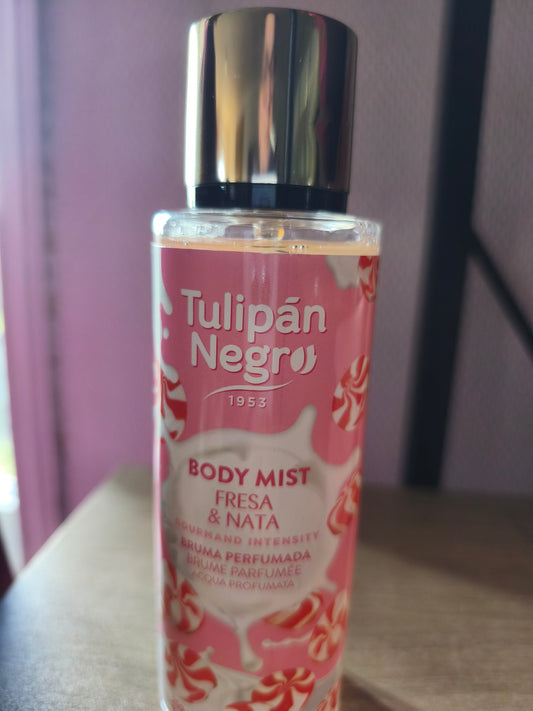 Brume corporelle corp et cheveux fraise chantilly